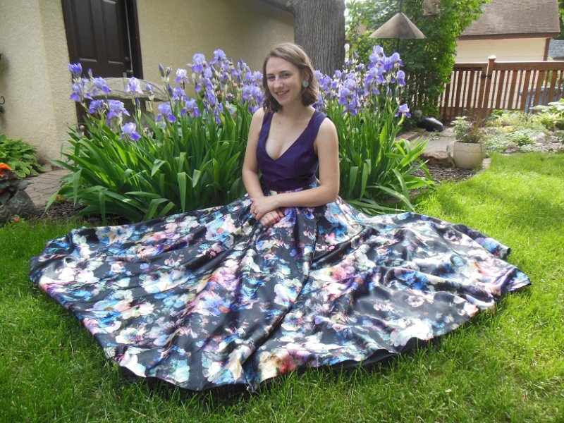 e034promdressgarden