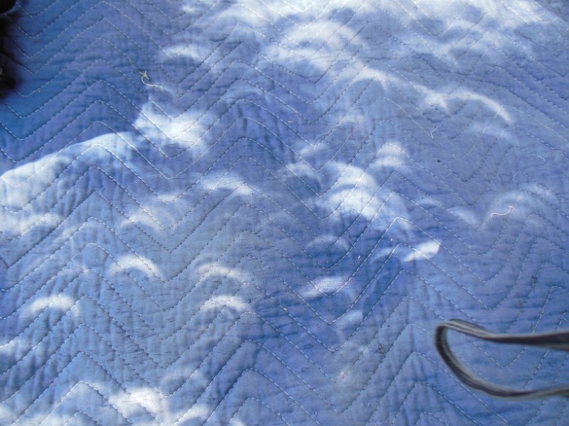 r00084eclipsemoonsonblanket